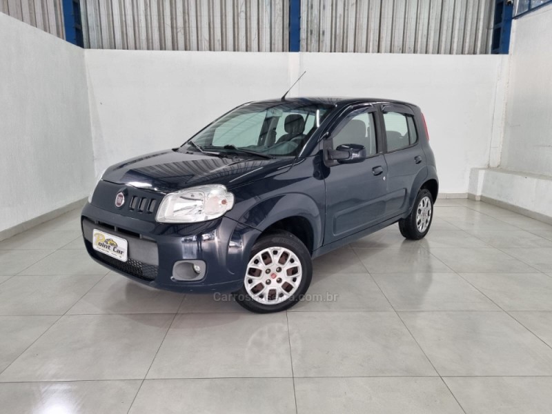 UNO 1.0 EVO VIVACE 8V FLEX 4P MANUAL - 2013 - VACARIA