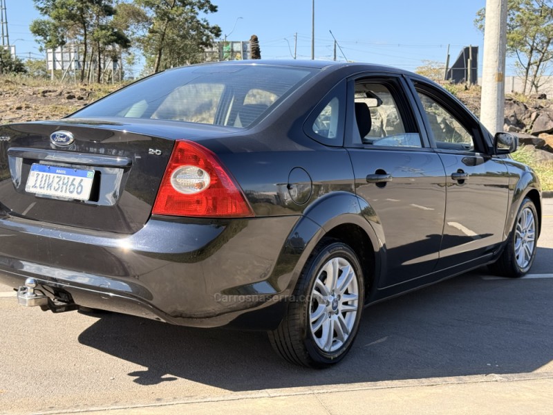 FOCUS 2.0 GLX 16V FLEX 4P MANUAL - 2013 - CAXIAS DO SUL
