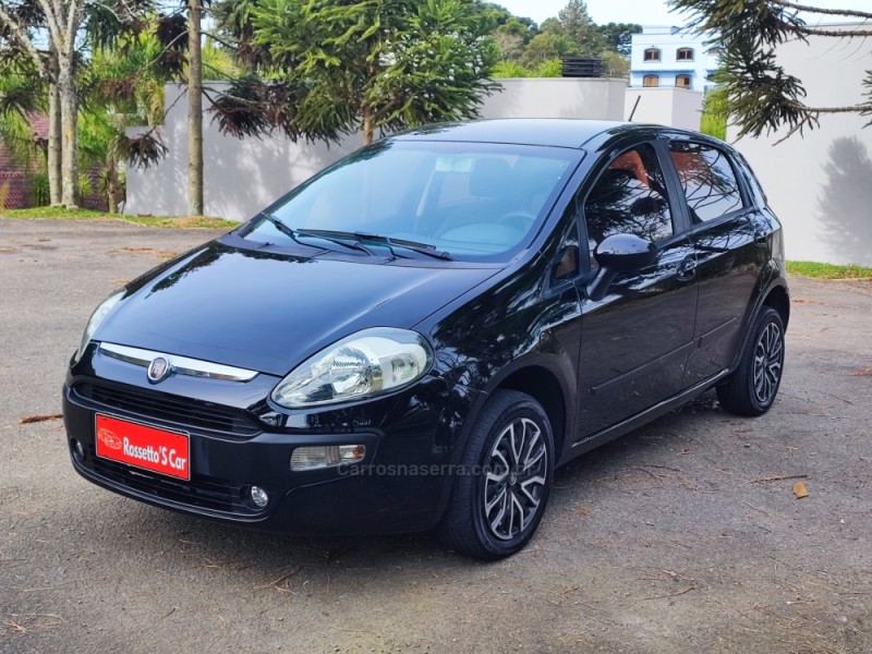 PUNTO 1.4 ATTRACTIVE 8V FLEX 4P MANUAL