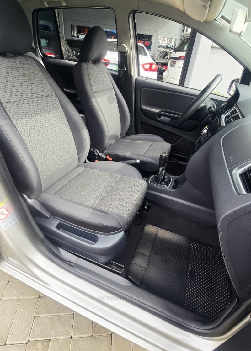 FOX 1.6 MI ITREND 8V FLEX 4P MANUAL - 2013 - LAJEADO
