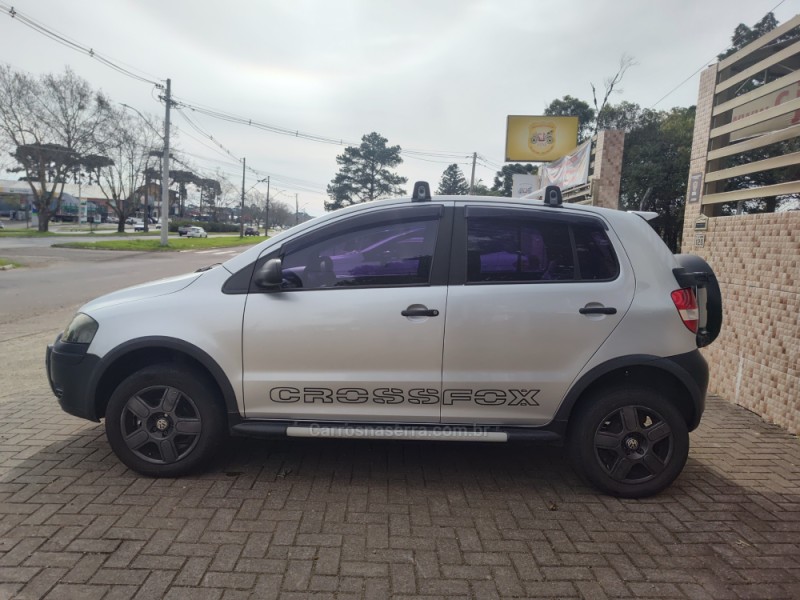 CROSSFOX 1.6 MI FLEX 8V 4P MANUAL - 2006 - CANELA
