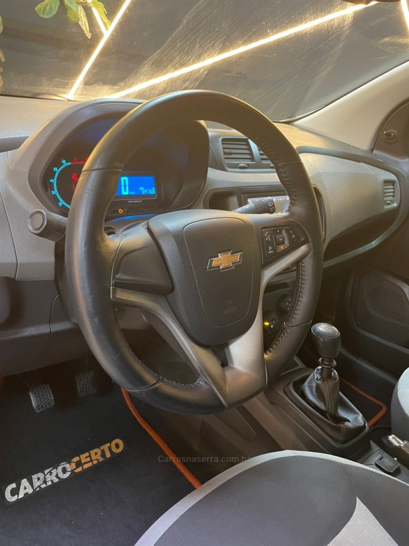 SPIN 1.8 LT 8V FLEX 4P MANUAL - 2017 - NOVO HAMBURGO