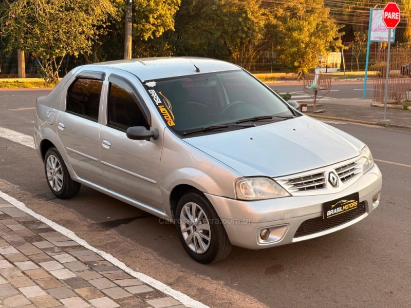 LOGAN 1.6 AUTHENTIQUE 8V TORQUE FLEX 4P MANUAL - 2010 - ESTâNCIA VELHA