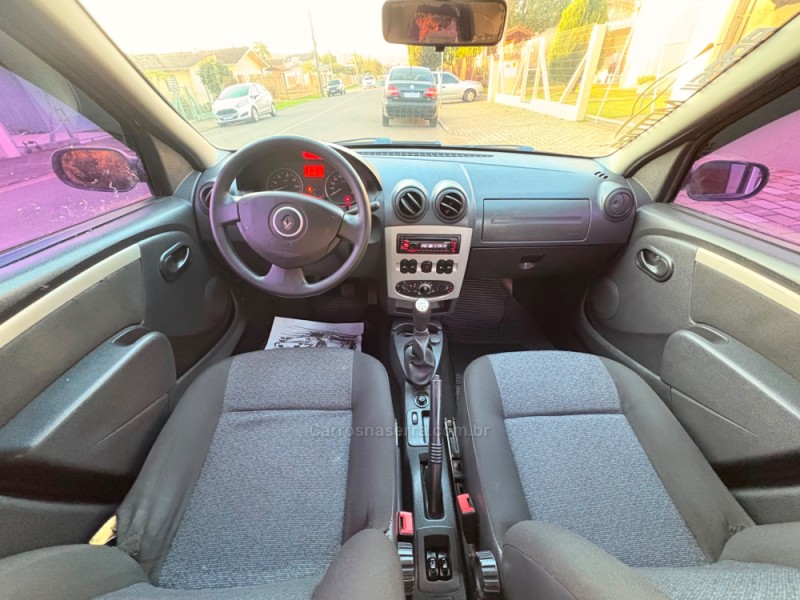 LOGAN 1.6 AUTHENTIQUE 8V TORQUE FLEX 4P MANUAL - 2010 - ESTâNCIA VELHA