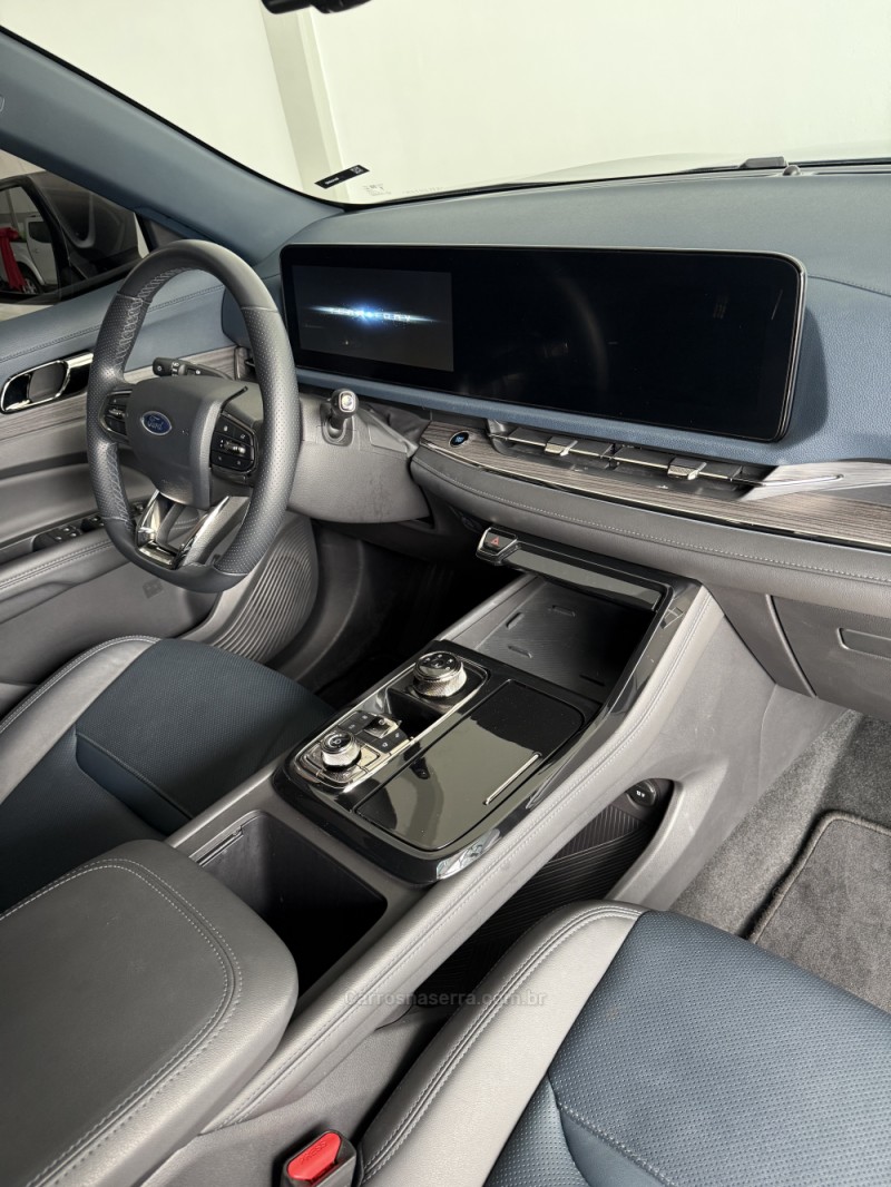 TERRITORY 1.5 GTDI ECOBOOST TITANIUM 16V GASOLINA 4P AUTOMÁTICO - 2025 - BENTO GONçALVES