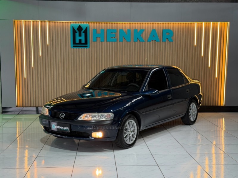 VECTRA 2.2 MPFI GLS 8V GASOLINA 4P MANUAL