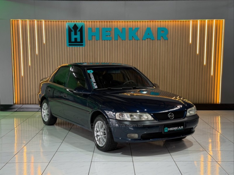 VECTRA 2.2 MPFI GLS 8V GASOLINA 4P MANUAL - 1999 - CAMPO BOM
