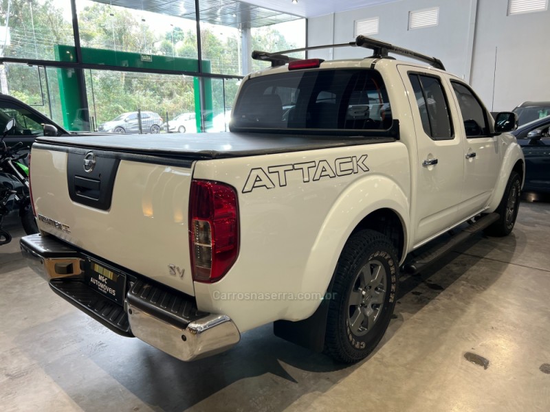 FRONTIER 2.5 SV ATTACK 4X4 CD TURBO ELETRONIC DIESEL 4P AUTOMÁTICO - 2016 - CAXIAS DO SUL