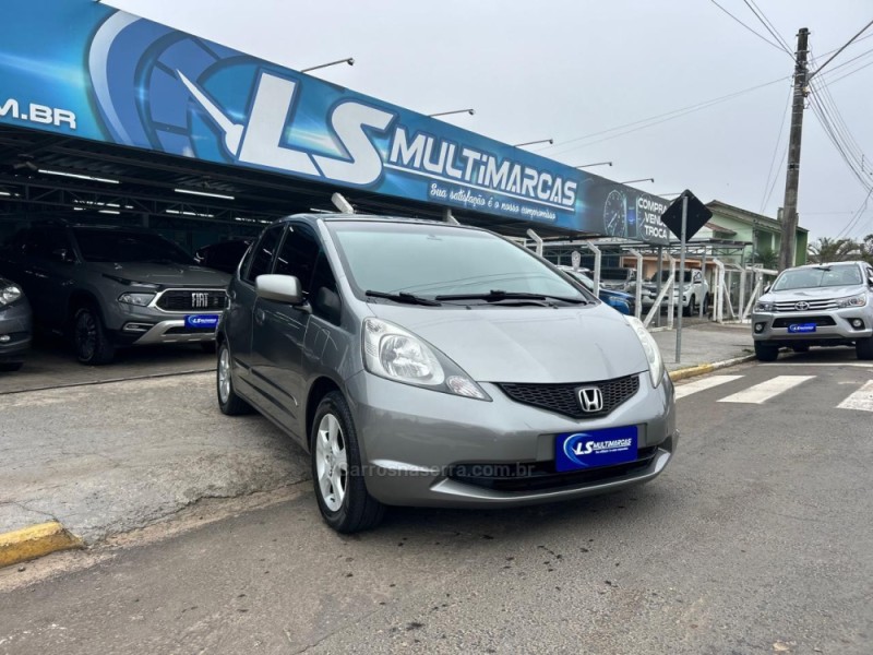 FIT 1.4 LXL 8V FLEX 4P MANUAL - 2009 - VENâNCIO AIRES
