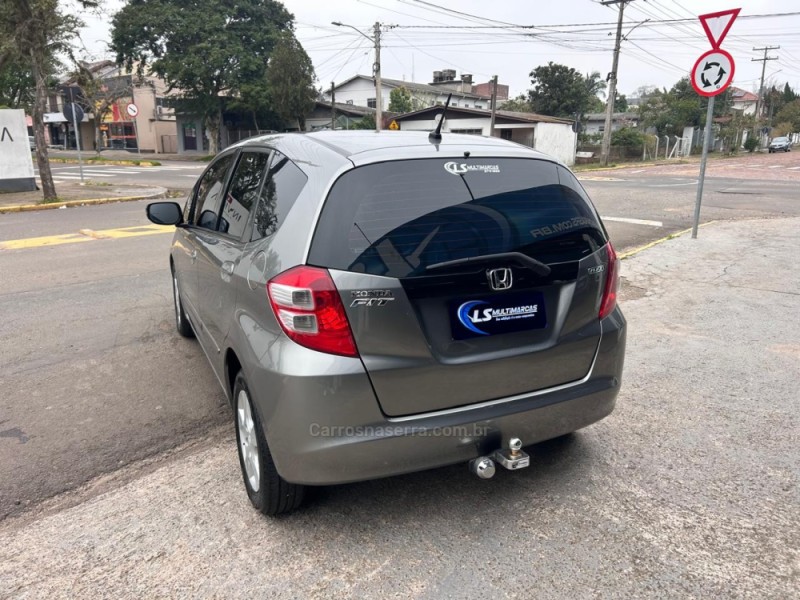FIT 1.4 LXL 8V FLEX 4P MANUAL - 2009 - VENâNCIO AIRES