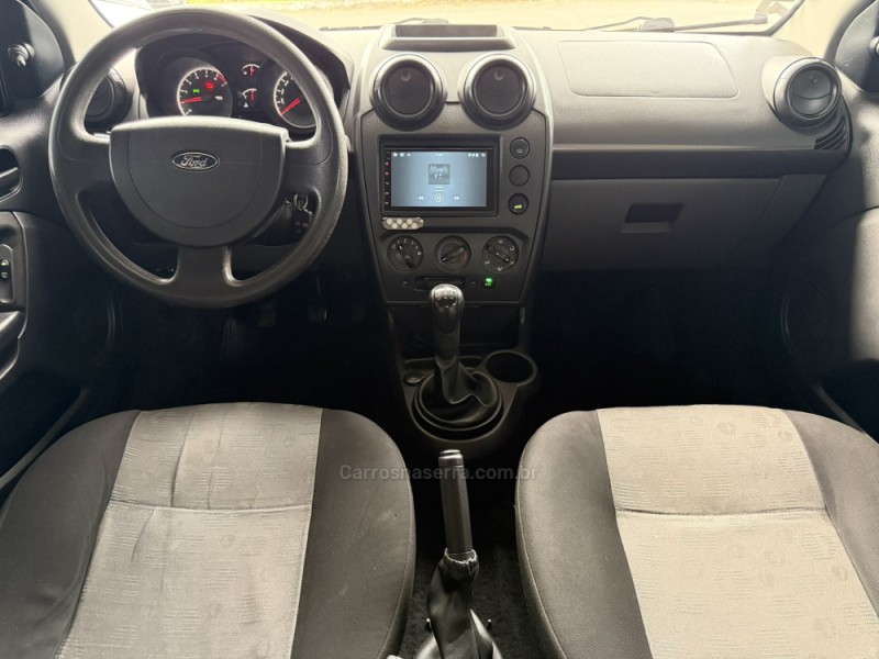 FIESTA 1.0 ROCAM HATCH 8V FLEX 4P MANUAL - 2011 - CAMPO BOM