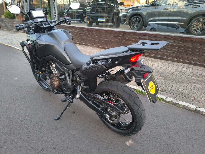 CRF 1100L AFRICA TWIN  - 2024 - DOIS IRMãOS