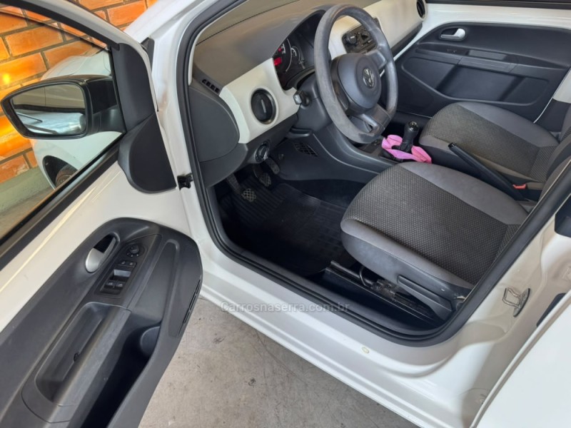 UP 1.0 TSI MOVE UP 12V FLEX 4P MANUAL - 2016 - SãO MARCOS