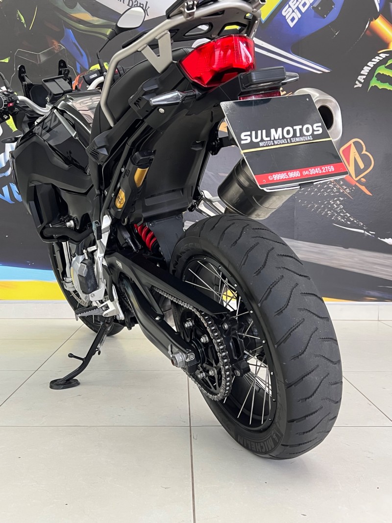F 850 GS TRIPLE BLACK - 2023 - PASSO FUNDO