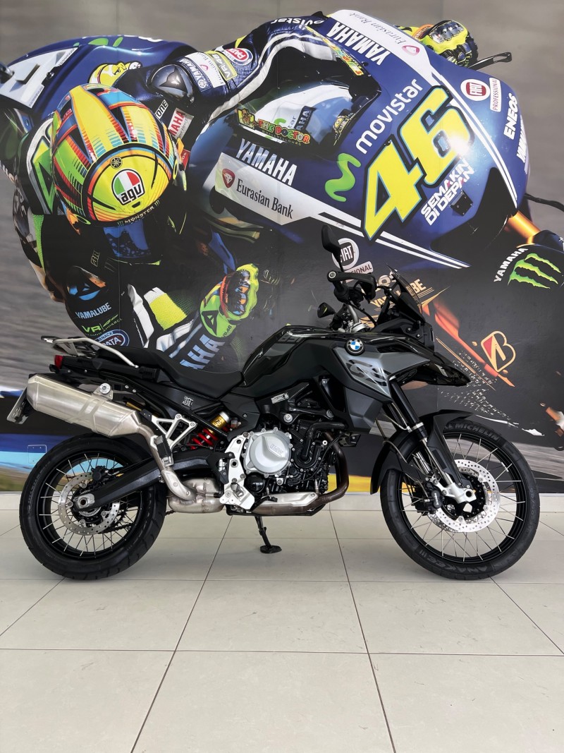 f 850 gs triple black 2023 passo fundo