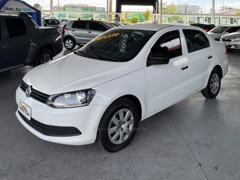 VOYAGE 1.0 MI TRENDLINE 8V FLEX 4P MANUAL - 2016 - VACARIA