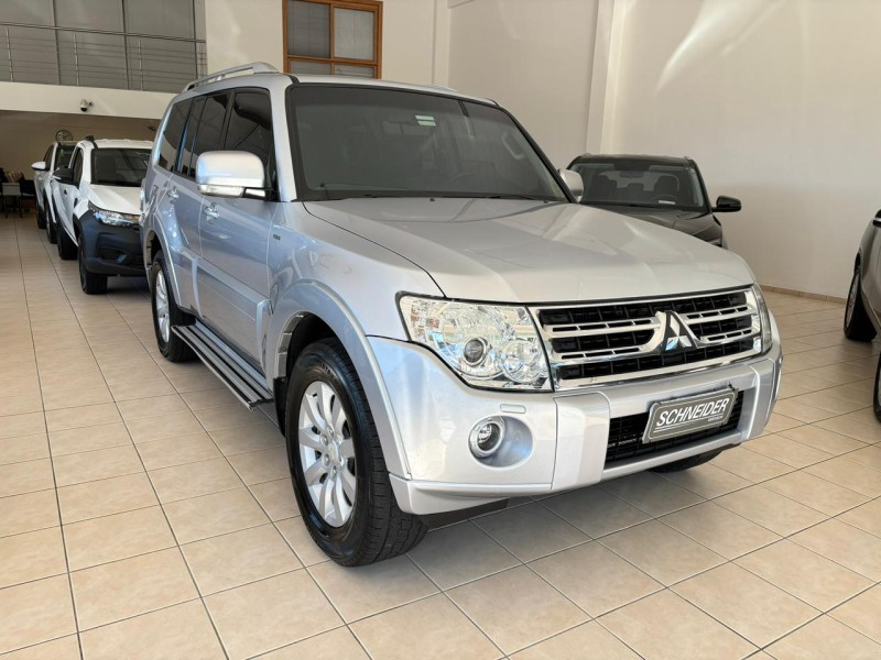 pajero 3.2 4x4 16v turbo intercooler diesel 4p automatico 2010 nova petropolis