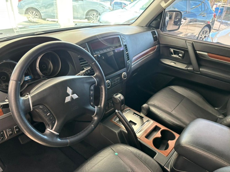 PAJERO 3.2 4X4 16V TURBO INTERCOOLER DIESEL 4P AUTOMÁTICO - 2010 - NOVA PETRóPOLIS