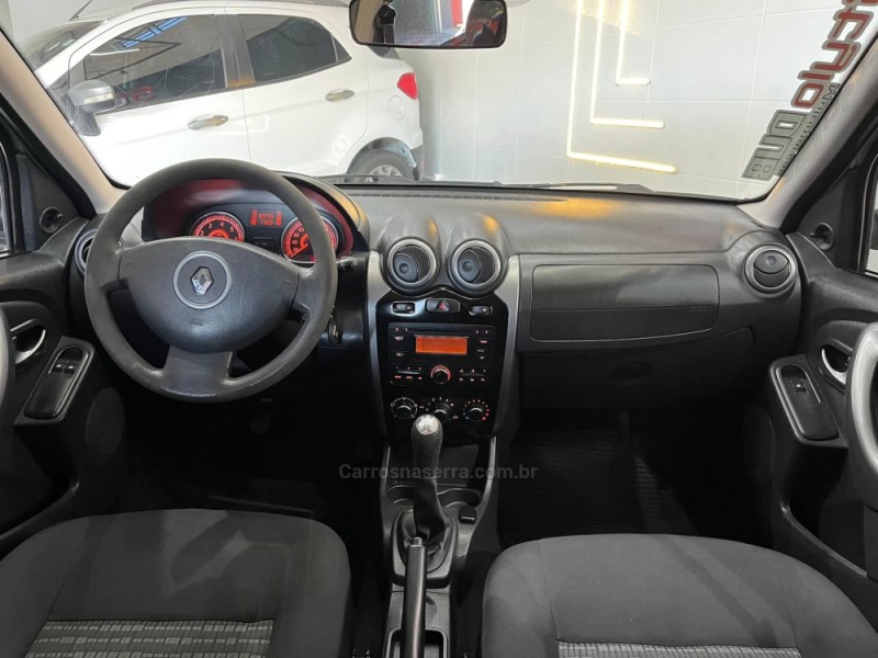 SANDERO 1.6 EXPRESSION 8V FLEX 4P MANUAL - 2014 - ESTâNCIA VELHA