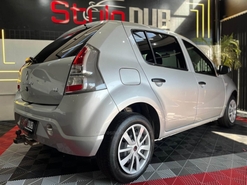SANDERO 1.6 EXPRESSION 8V FLEX 4P MANUAL - 2014 - ESTâNCIA VELHA