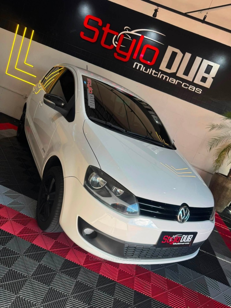 FOX 1.0 ITREND 8V FLEX 4P MANUAL - 2013 - ESTâNCIA VELHA