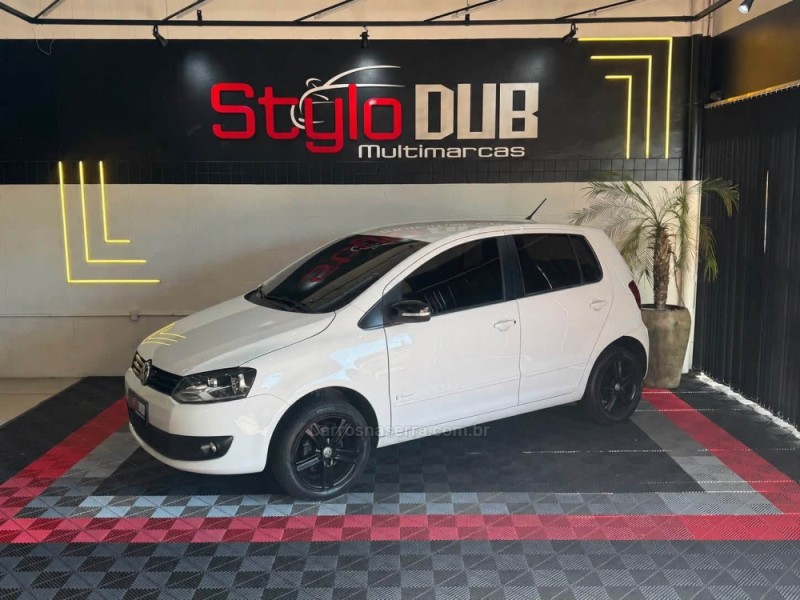 FOX 1.0 ITREND 8V FLEX 4P MANUAL - 2013 - ESTâNCIA VELHA