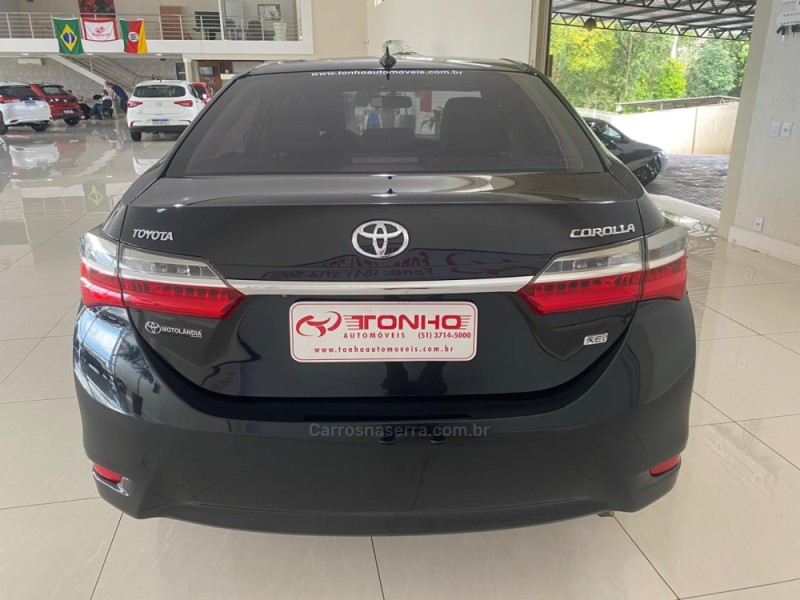 COROLLA 2.0 XEI 16V FLEX 4P AUTOMÁTICO - 2019 - LAJEADO