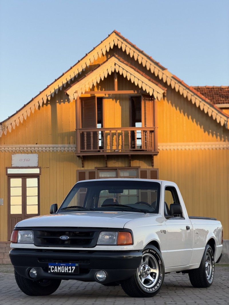 ranger 4.0 xl 4x2 cs v6 12v gasolina 2p manual 1995 antonio prado