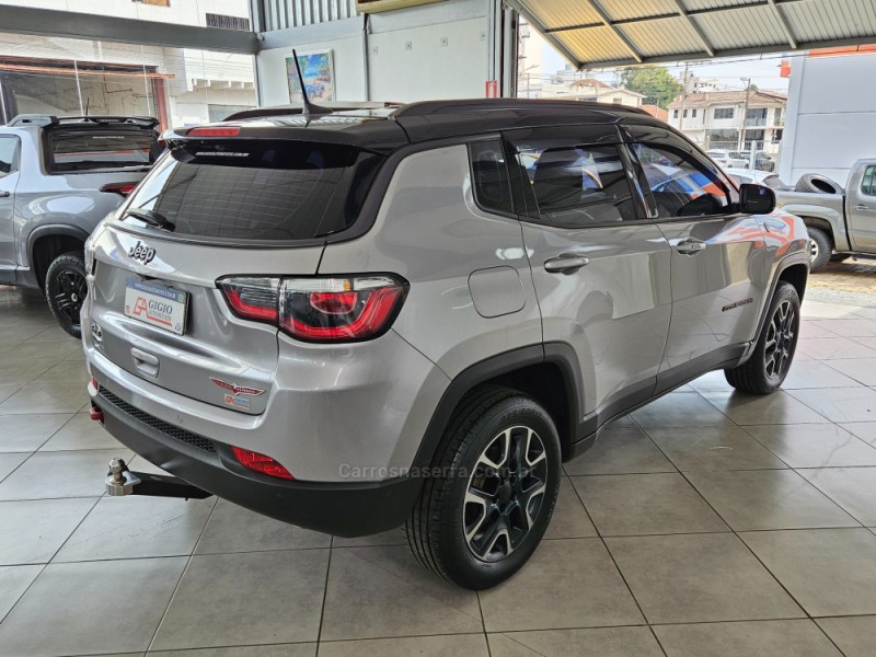 COMPASS 2.0 16V DIESEL TRAILHAWK 4X4 AUTOMÁTICO - 2020 - TAPEJARA