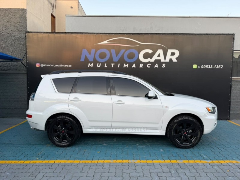 OUTLANDER 3.0 GT4 4X4 V6 24V GASOLINA 4P AUTOMÁTICO - 2013 - ESTâNCIA VELHA