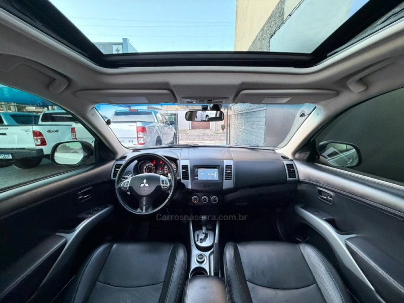 OUTLANDER 3.0 GT4 4X4 V6 24V GASOLINA 4P AUTOMÁTICO - 2013 - ESTâNCIA VELHA