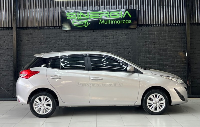 YARIS 1.3 XL LIVE 16V FLEX 4P AUTOMÁTICO - 2019 - CAXIAS DO SUL