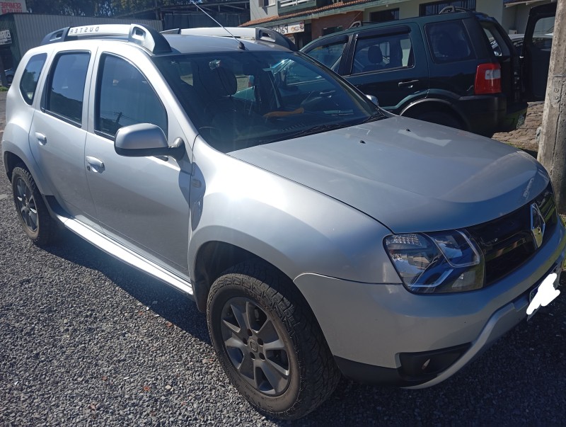 DUSTER 2.0 DYNAMIQUE 4X4 16V FLEX 4P MANUAL - 2016 - CAXIAS DO SUL