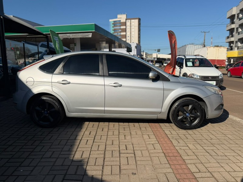 FOCUS 1.6 GLX 8V FLEX 4P MANUAL - 2012 - LAGOA VERMELHA