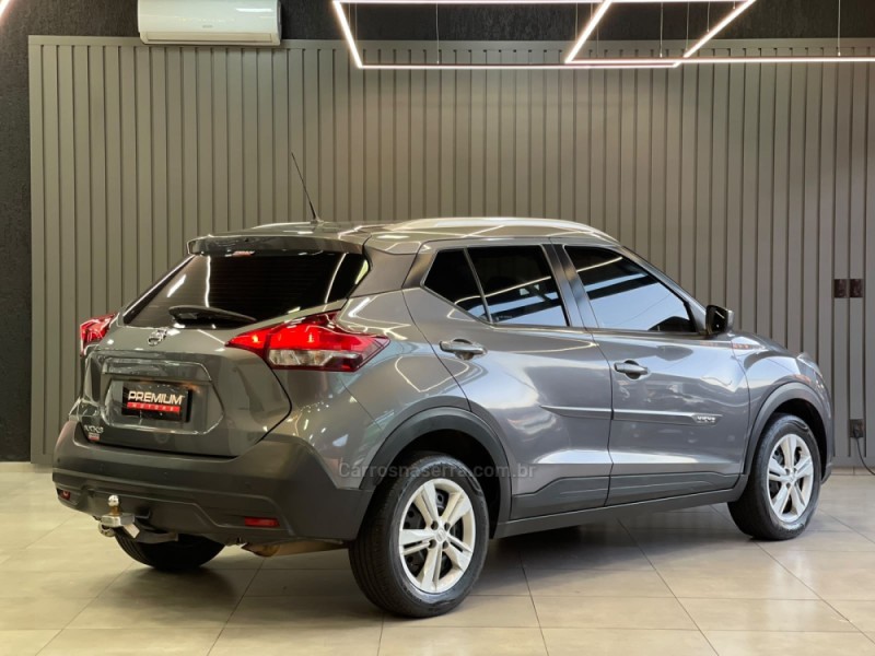 KICKS 1.6 16V FLEX S 4P MANUAL - 2018 - DOIS IRMãOS