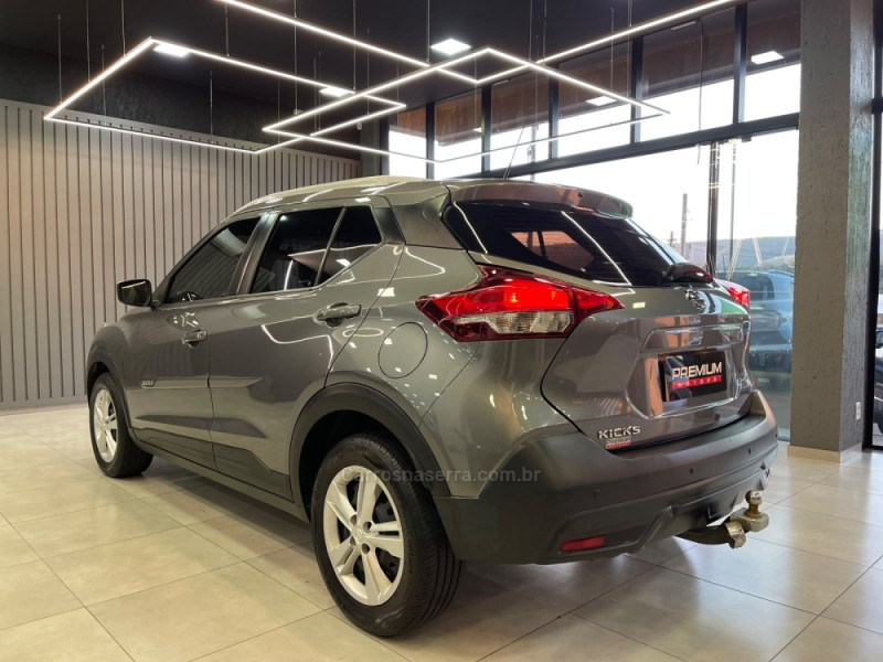 KICKS 1.6 16V FLEX S 4P MANUAL - 2018 - DOIS IRMãOS