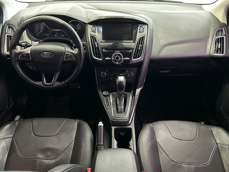 FOCUS 2.0 TITANIUM HATCH 16V FLEX 4P AUTOMÁTICO - 2016 - CAXIAS DO SUL