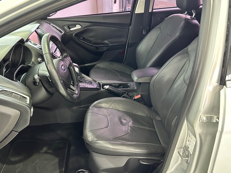 FOCUS 2.0 TITANIUM HATCH 16V FLEX 4P AUTOMÁTICO - 2016 - CAXIAS DO SUL