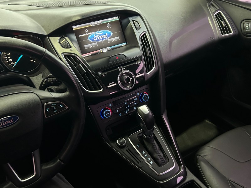 FOCUS 2.0 TITANIUM HATCH 16V FLEX 4P AUTOMÁTICO - 2016 - CAXIAS DO SUL