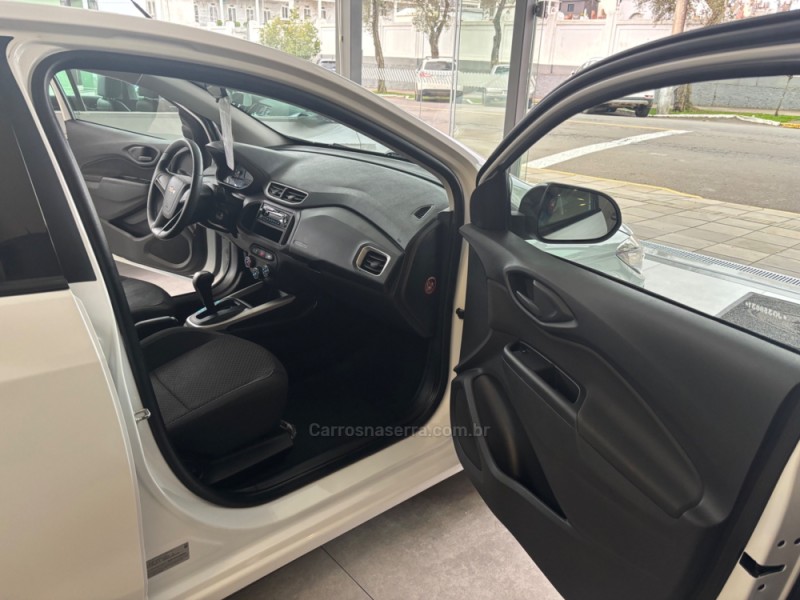 ONIX 1.4 ADVANTAGE 8V FLEX 4P AUTOMÁTICO - 2018 - BENTO GONçALVES