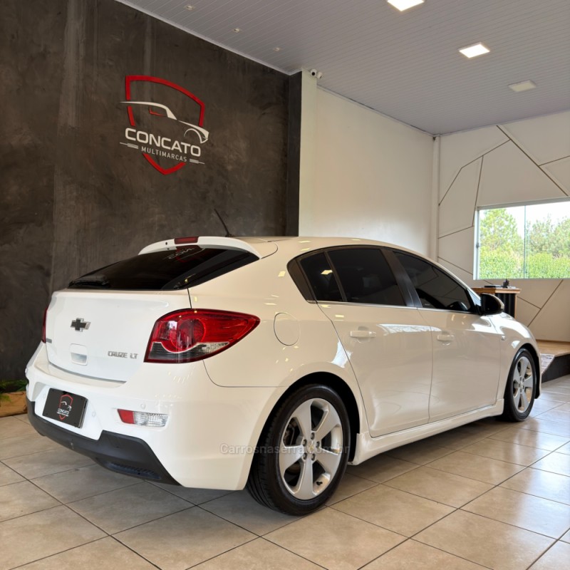CRUZE 1.8 LT SPORT6 16V FLEX 4P AUTOMÁTICO - 2014 - FARROUPILHA
