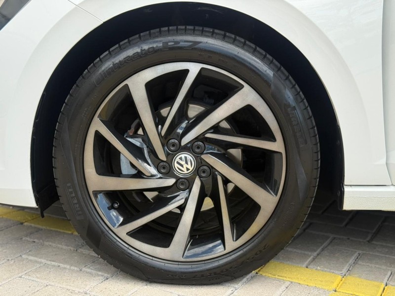 VIRTUS 1.0 200 TSI HIGHLINE AUTOMÁTICO - 2019 - DOIS IRMãOS