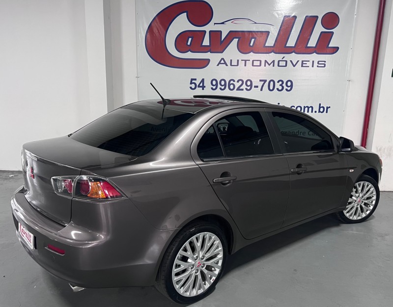 LANCER 2.0 HLE 16V GASOLINA 4P AUTOMÁTICO - 2017 - CAXIAS DO SUL
