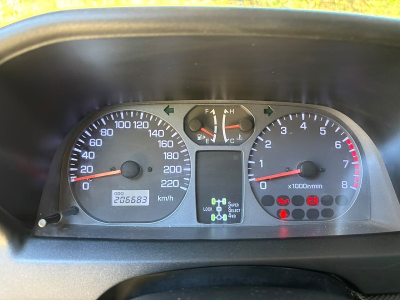 PAJERO TR4 2.0 4X4 16V 131CV GASOLINA 4P MANUAL - 2007 - FLORES DA CUNHA