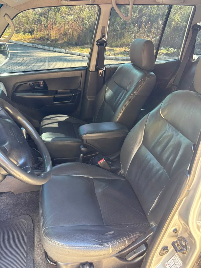PAJERO TR4 2.0 4X4 16V 131CV GASOLINA 4P MANUAL - 2007 - FLORES DA CUNHA