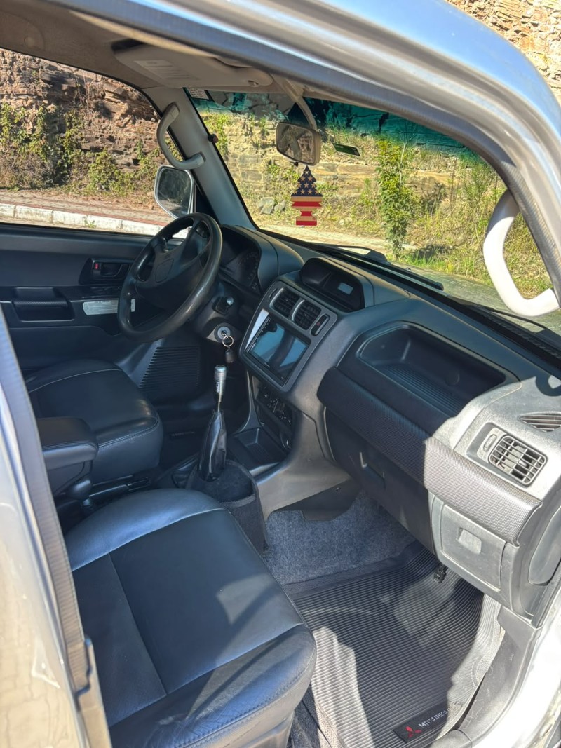 PAJERO TR4 2.0 4X4 16V 131CV GASOLINA 4P MANUAL - 2007 - FLORES DA CUNHA