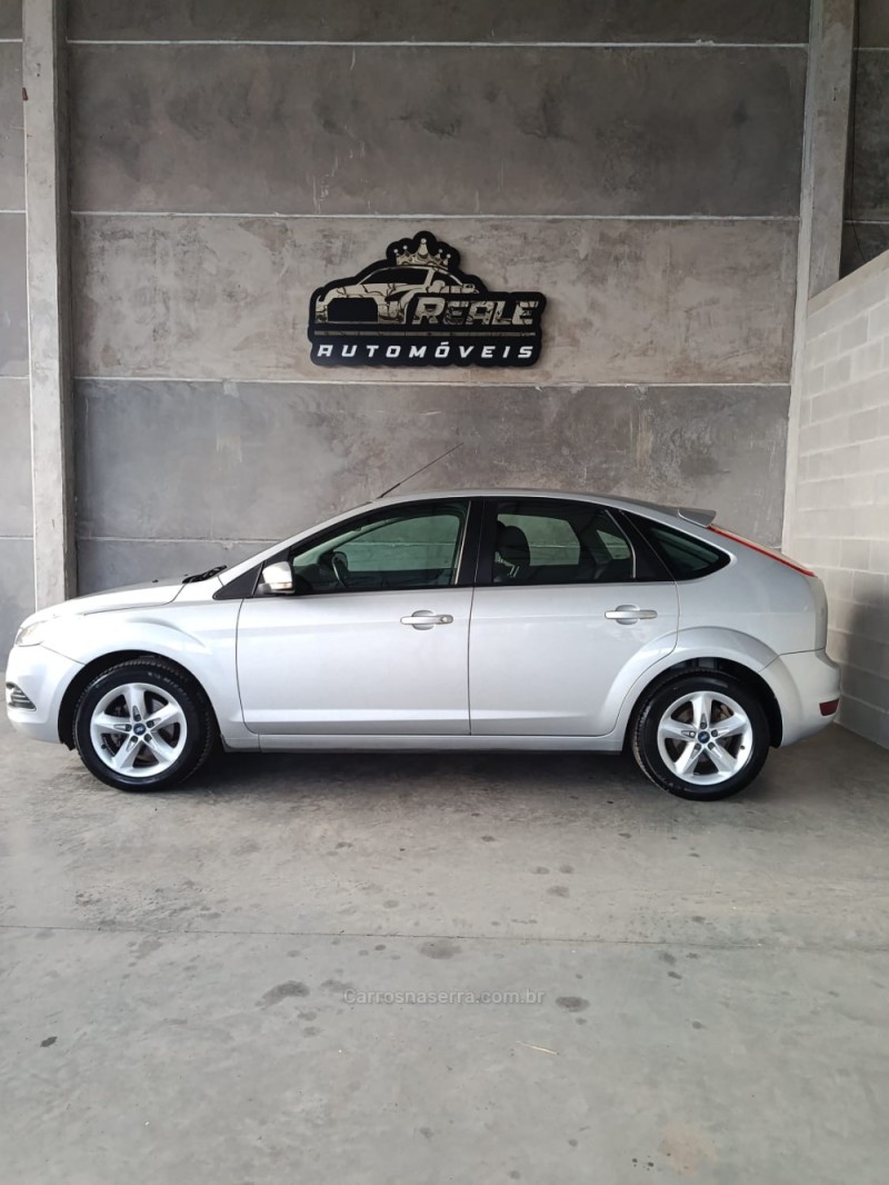 FOCUS 1.6 SE 8V FLEX 4P MANUAL - 2013 - VALE REAL