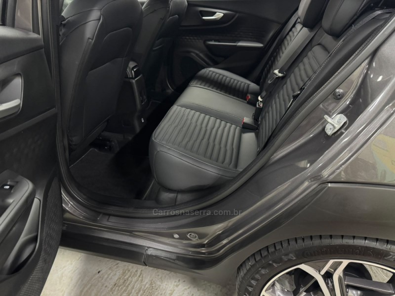 FASTBACK 1.0 TURBO 200 IMPETUS HIBRÍDO 4P AUTOMÁTICO - 2025 - CAXIAS DO SUL