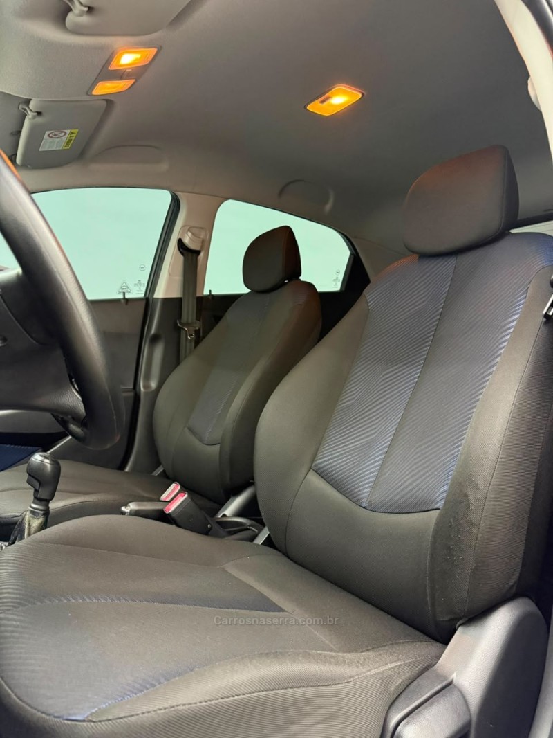 HB20 1.6 COMFORT PLUS 16V FLEX 4P MANUAL - 2013 - CAXIAS DO SUL