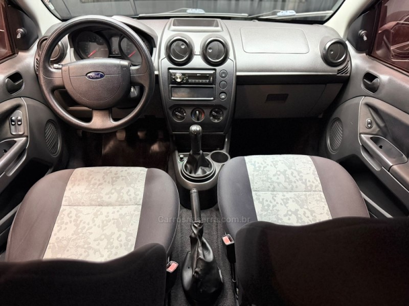 FIESTA 1.0 MPI 8V GASOLINA 4P MANUAL - 2010 - CAXIAS DO SUL